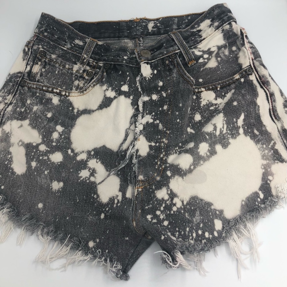 Levi’s 501 Grey Cut Off Denim shorts Acid Wash Bleach/Tie Dye